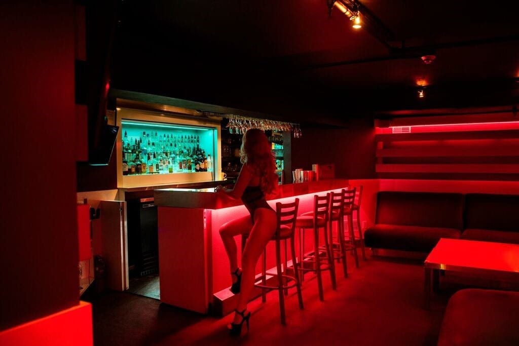 Mezzanine 2